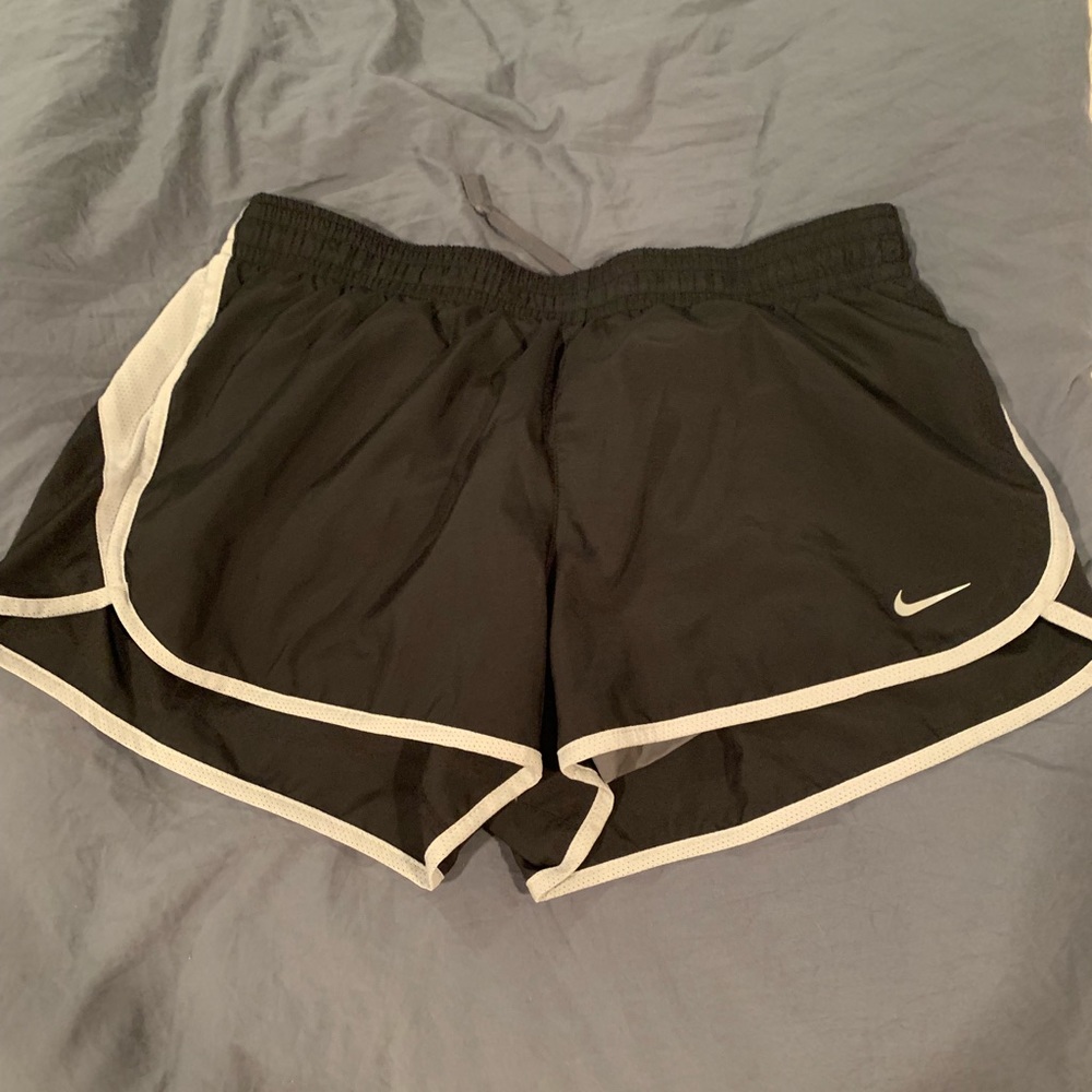 Like new nike workout shorts